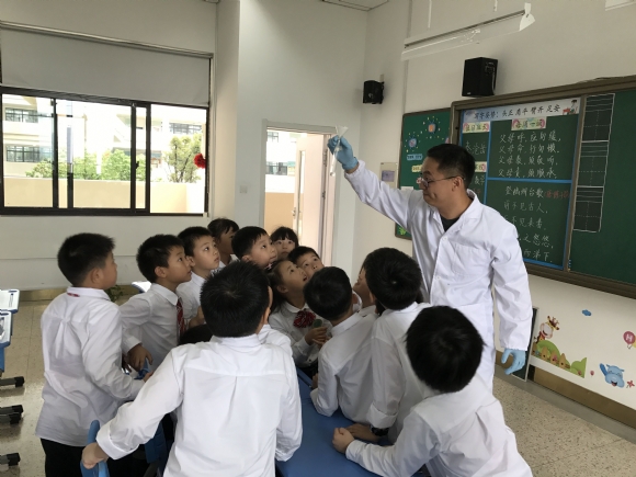 附件：一（8）班实验.jpg