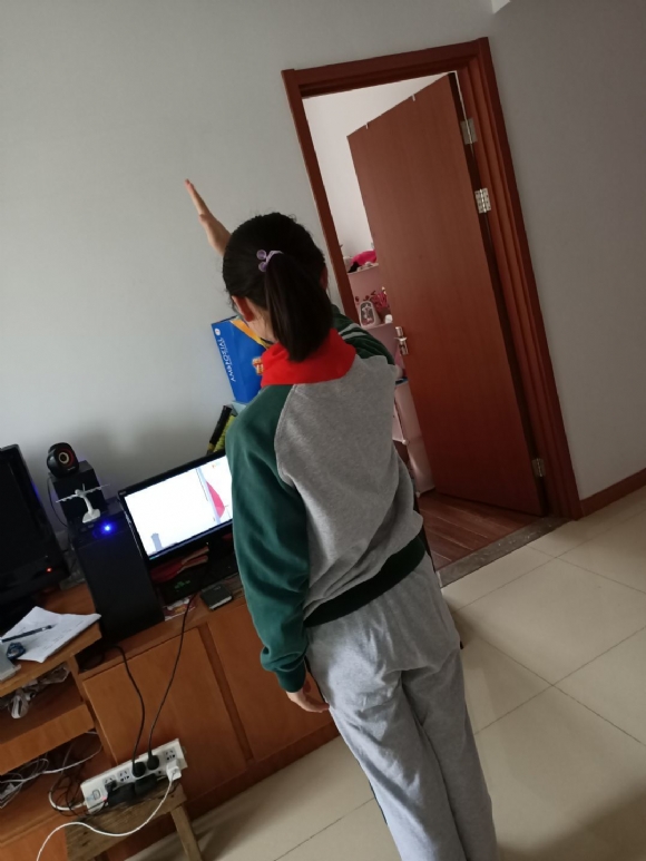 附件：升旗仪式3.jpg