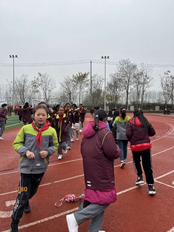 附件：5811AC0DF82793095AC4EEEBD992F053.png