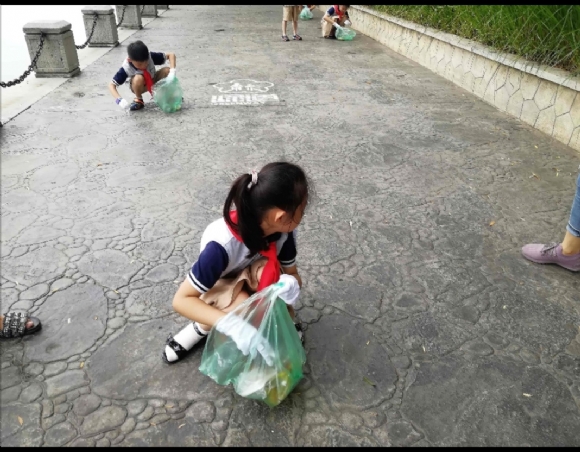 附件：75CFF13A85FE971CD8A1E7B7EDCF6976.png