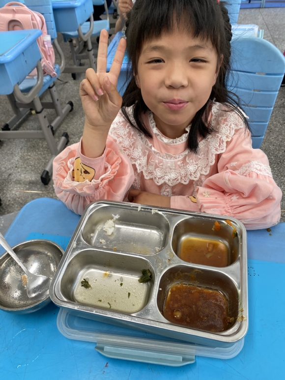 附件：EA23C8416D248E3EADA5ABF43DB25124.png