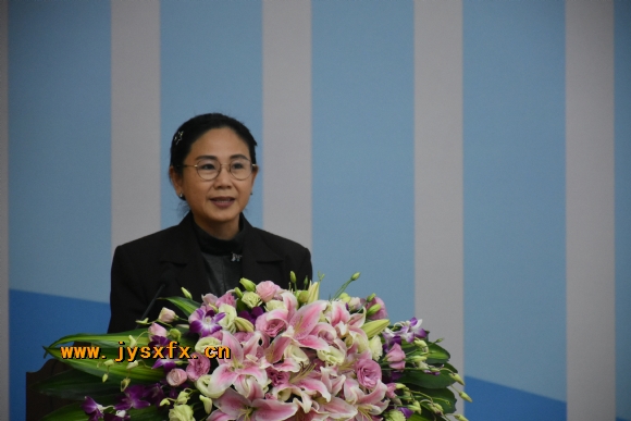 附件：校长一人发言.JPG