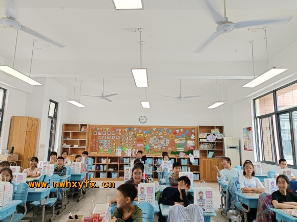 附件：欢庆六一 (2).jpg