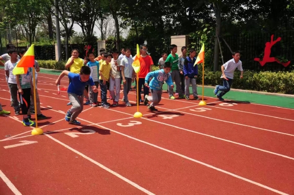 附件：1EB64A4FCD6C678BA5C953177ED07649.png