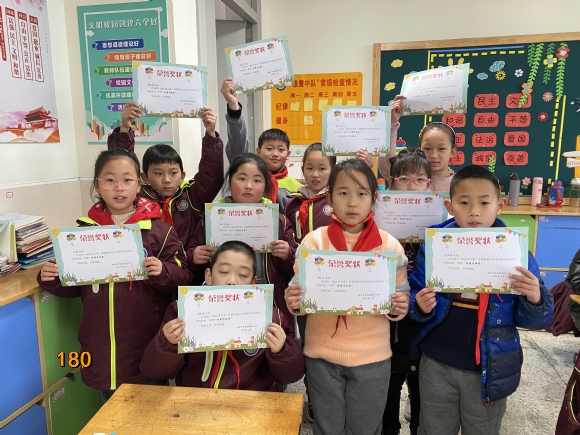 附件：97C2C45B48A6BDE2167213A824343B0F.png
