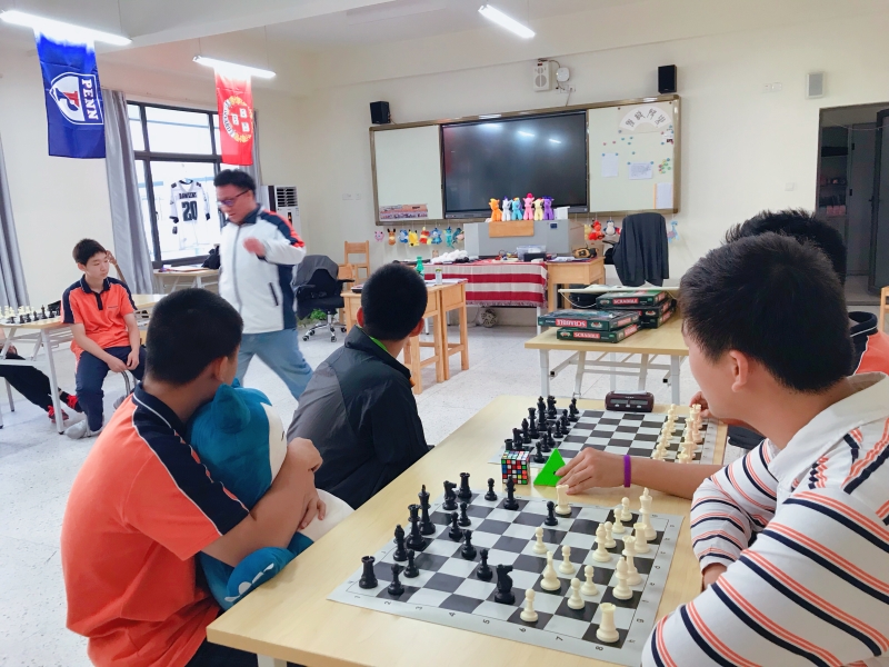 1569485424222073991.jpg 图5 模拟联合国课堂1.jpg