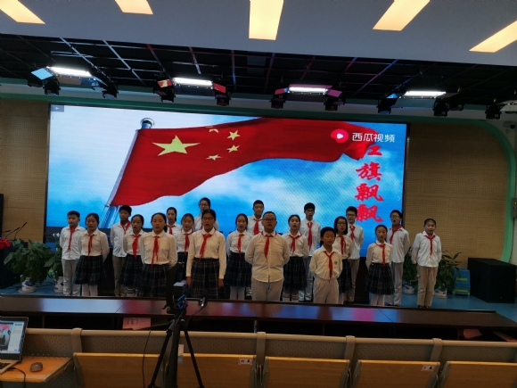 附件：诗歌朗诵.jpg