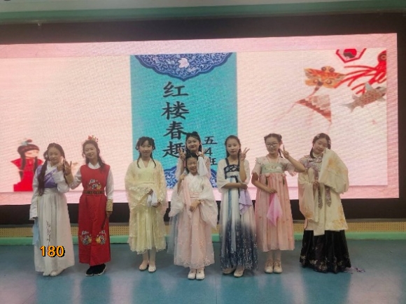 附件：E0FC537D4DEF1326C010EE7B948CECF4.png