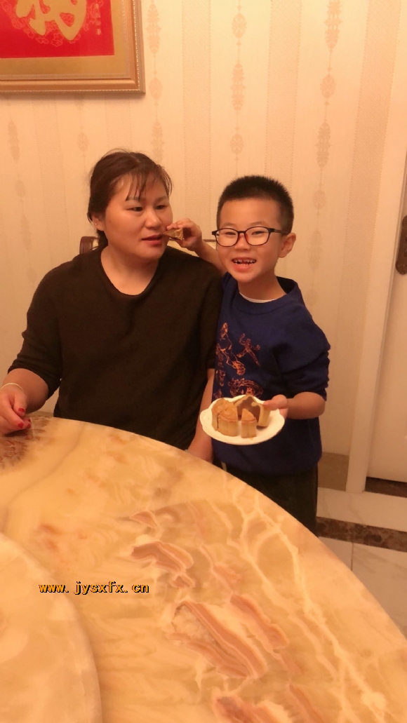 附件：二1卢梓晨.jpg