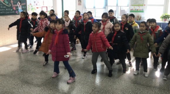 附件：55FDF9E417BD63AE900DE1984AD45C04.png