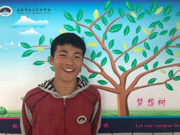 附件：翟新哲.jpg