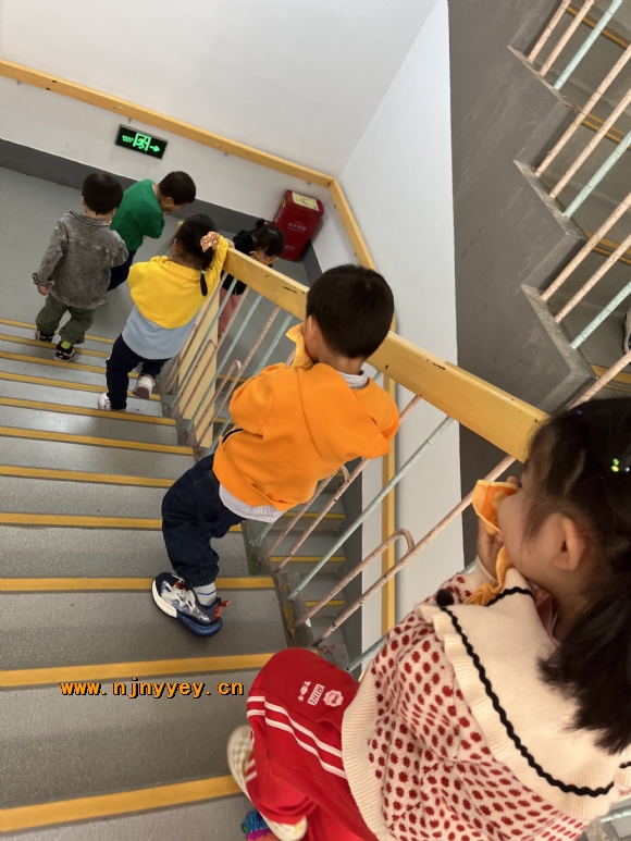 附件：CAE6A31347040F0EBB94E0A2D9FF2CE6.png