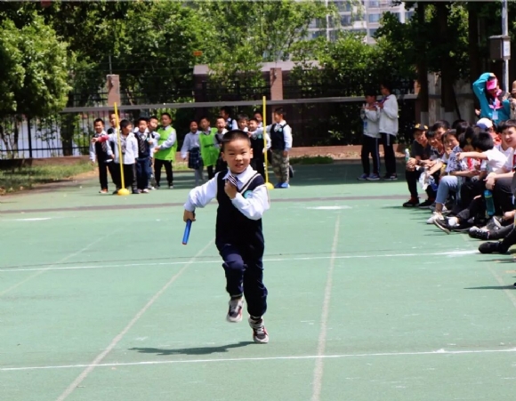 附件：AED491B9D80F633D6AA5170B4EB95B90.jpg