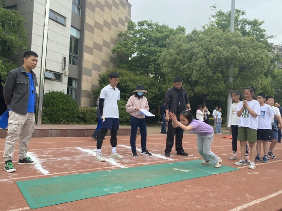 附件：E91C63AEE24DFC3264377D563F334291.png