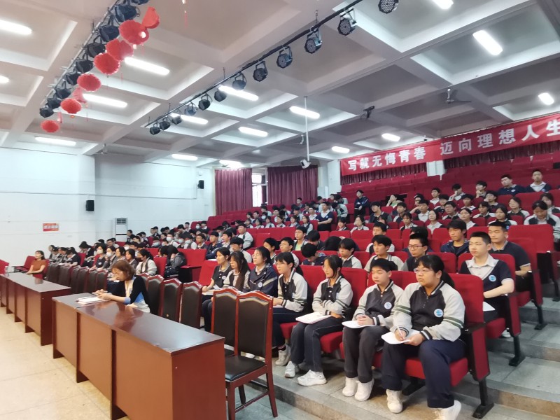 GJ6QY(5)U9IKJ_3I]YCZR65.jpg
