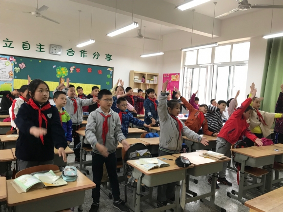 附件：2A07F0F0DBE4FFE2F16BB9F9D900ECFD.png