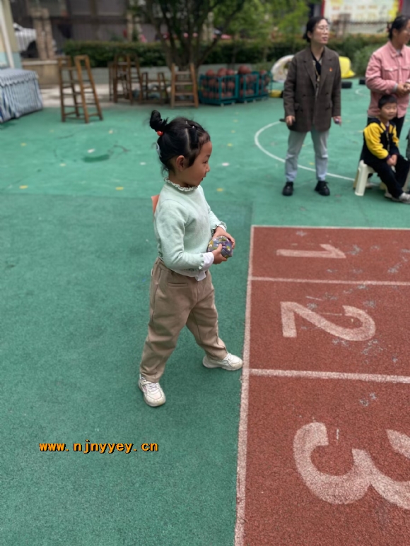 附件：D9DC1430DCC9E49798642F2E1B23BCE7.png