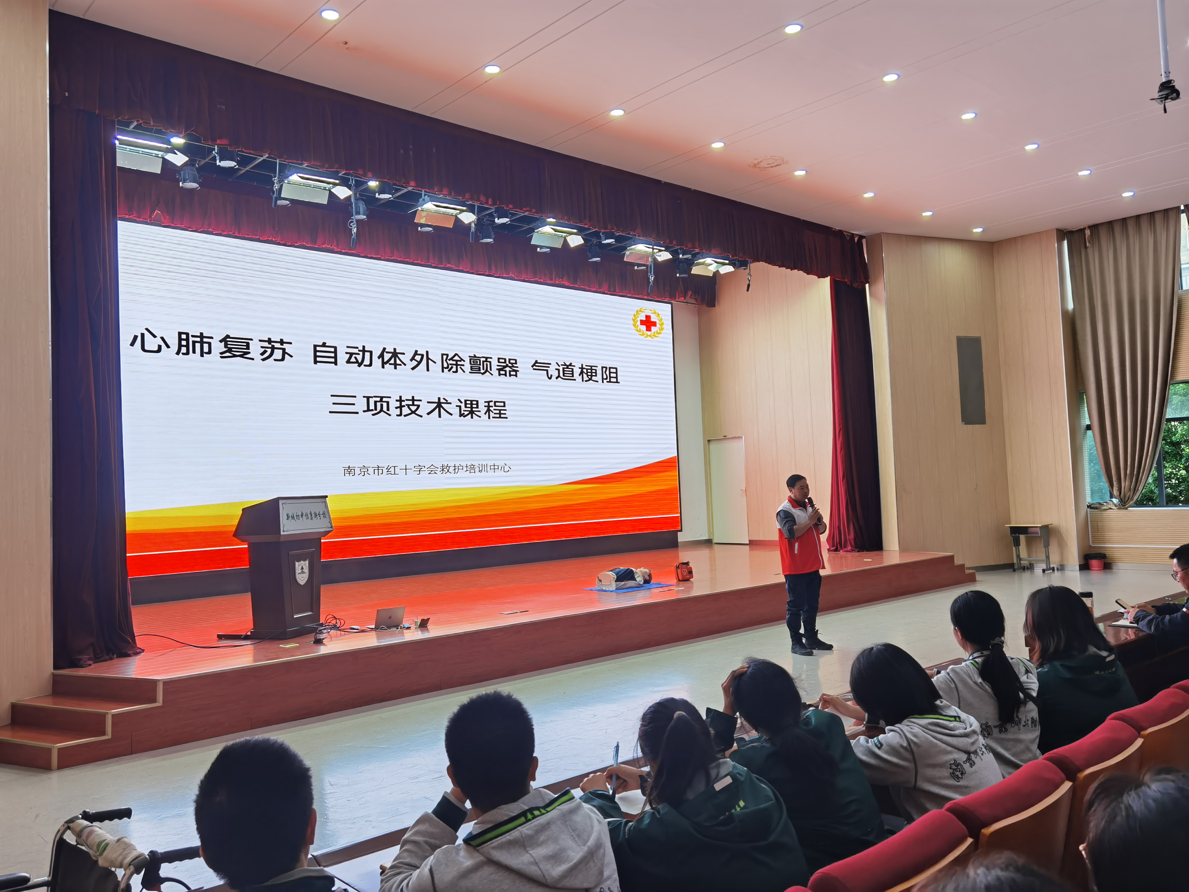 QQ图片20221109202324.jpg
