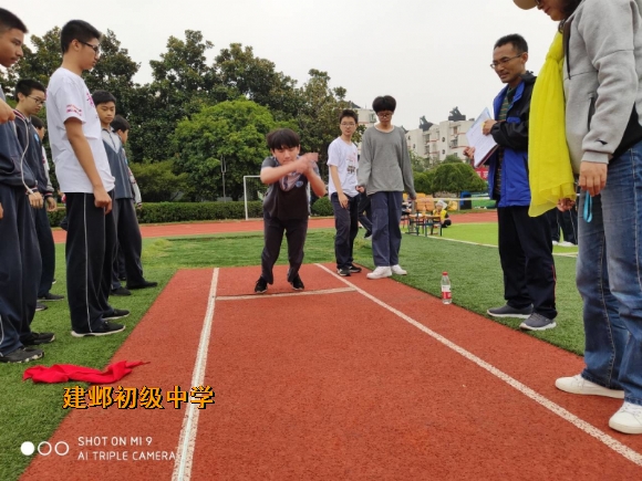 附件:比赛 (4).jpg 附件:比赛 (4).jpg