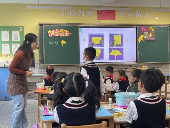 附件：教研照片1.jpg