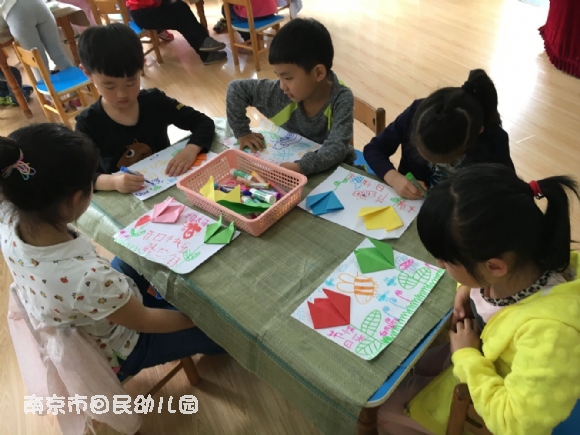 附件：澶т笁 閫佺粰濡堝鐨勯儊閲戦.jpg