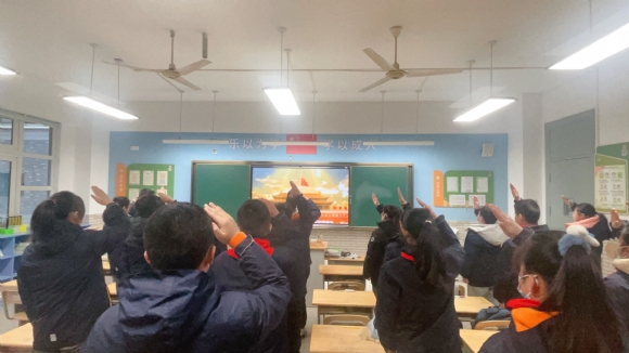 附件：开学3.jpg