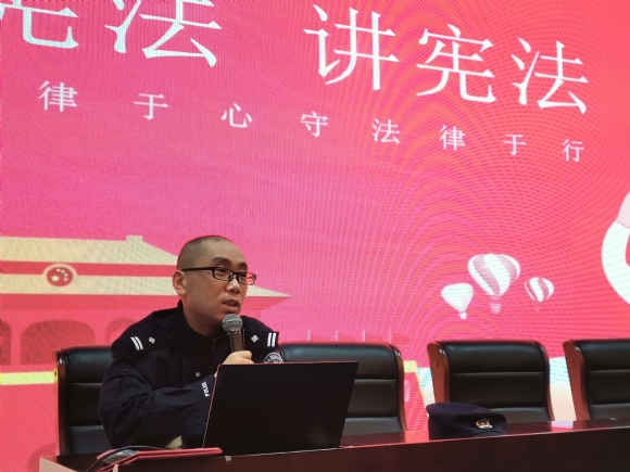 附件：2022-11-29法治副校长讲座 (19).jpg