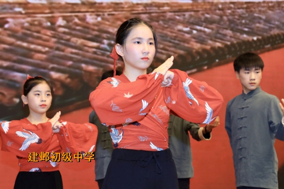 附件:6节目2:男儿当自强.jpg 附件:6节目2:男儿当自强.jpg
