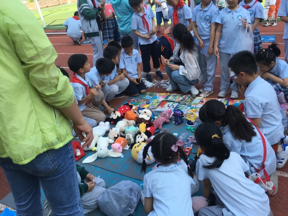 附件：6.1图书漂流3.JPG