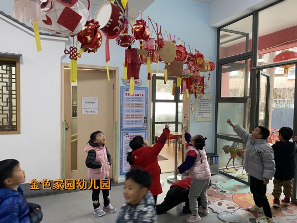 附件：2.24灯笼展IMG_7057.JPG