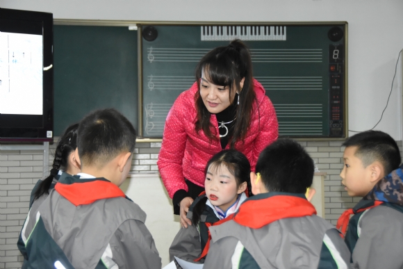 附件：周珺老师执教校本本京剧《甘洒热血写春秋》.JPG