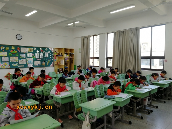 附件：课外阅读.jpg