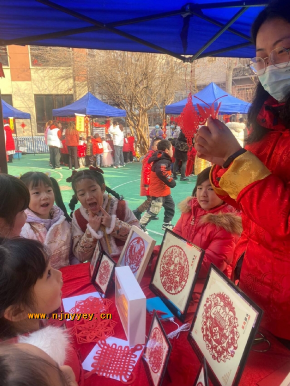 附件：1bbea298ab52ebe928f489c9fde8f692.jpg