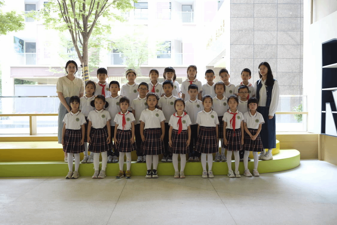 20240109111313051.png 班级合照.png