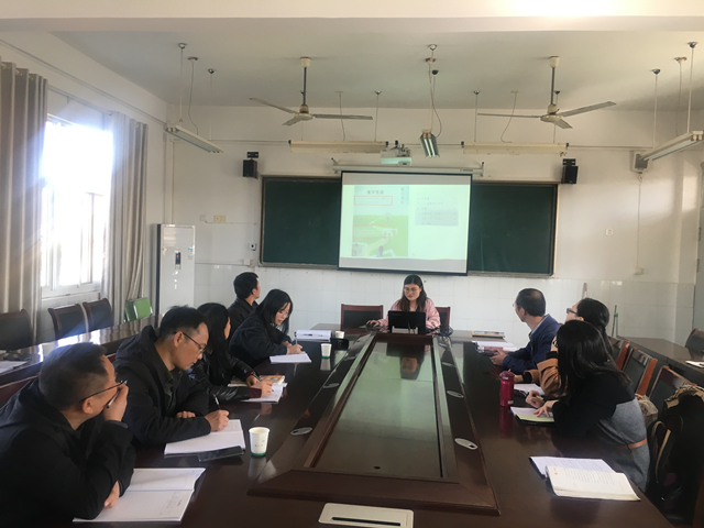 1574238812547041117.jpg 3胡连红讲座.jpg