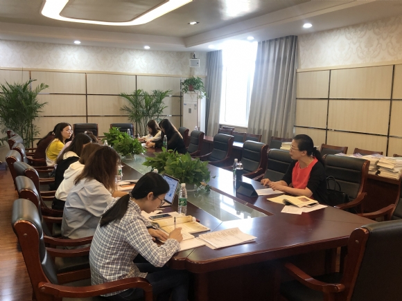 附件：9月30日张蓉指导集体备课.JPG