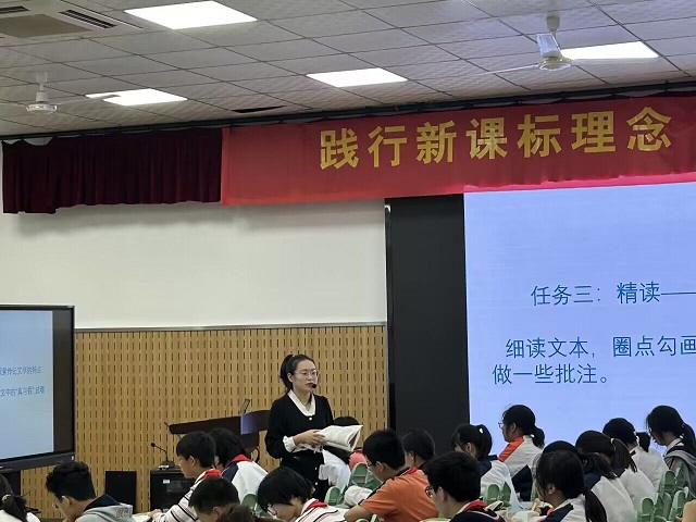 王珊珊.jpg
