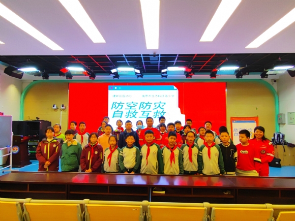 附件：人防讲座合影 (1).jpg