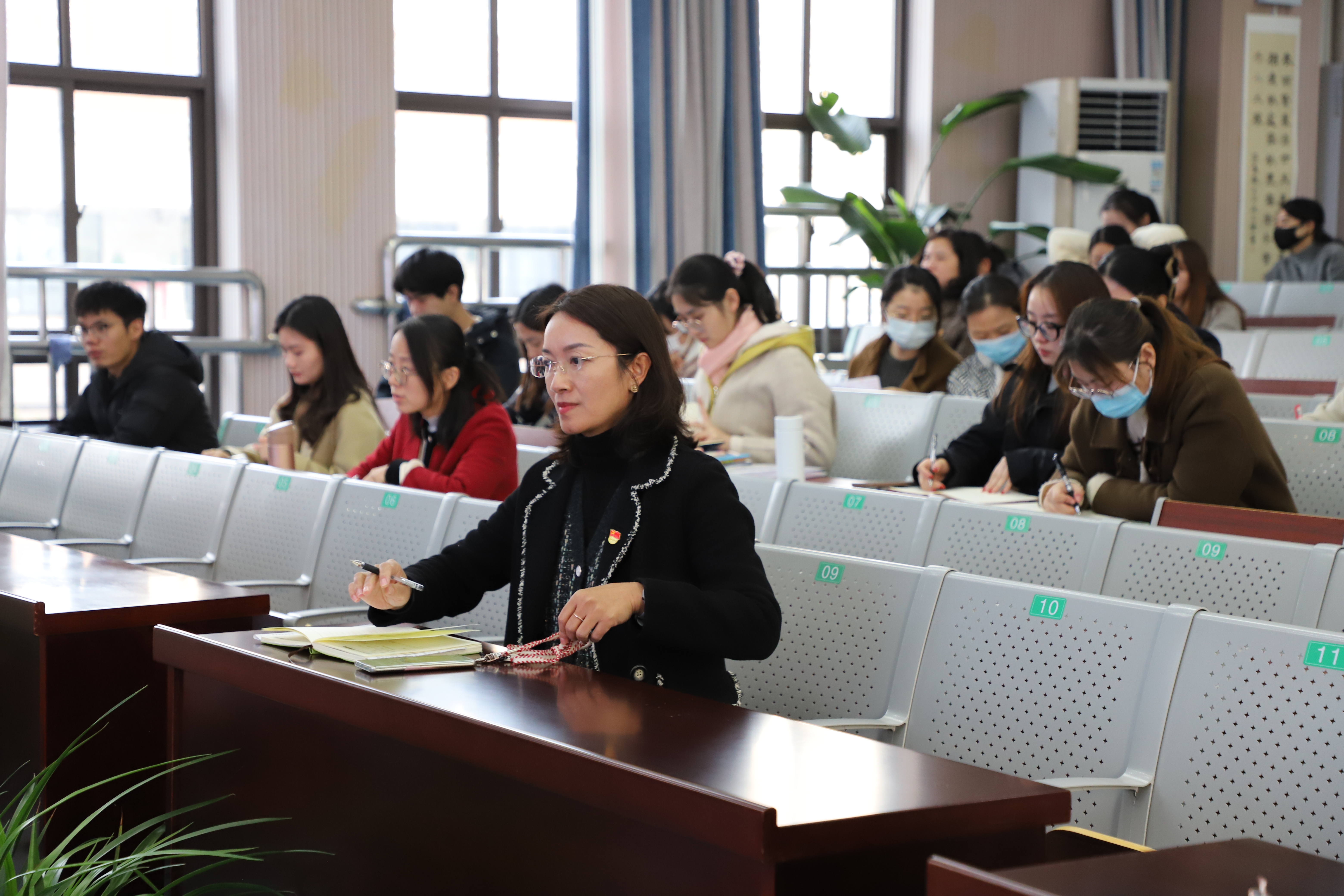 1700443231532043411.jpg 李校.jpg