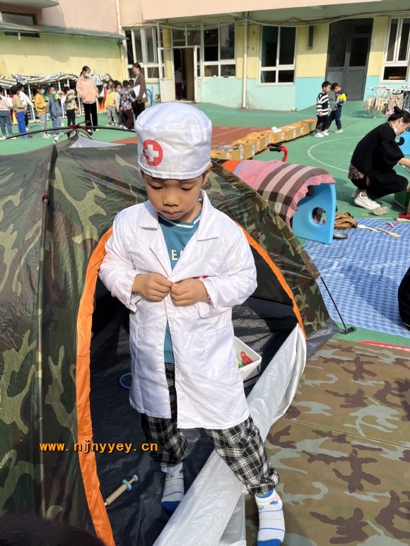 附件：98BDB58E85ABCD7F40297646CE10DF89.png