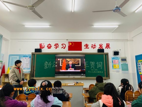 附件：MGBEY0F1I11W1{)U]M~I65H.png