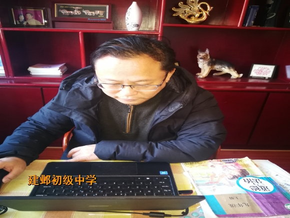 附件：道德与法治唐金龙老师.jpg