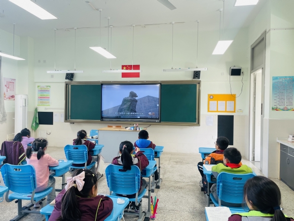 附件：8c214c178deb921cce960948f6809a7a.jpg