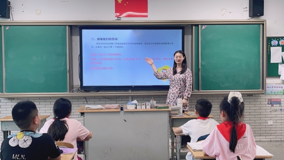 附件：78285C490A5D8190CF80F6AC7FA7995F.png