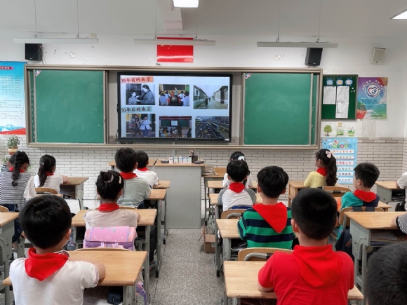 附件：劳动班会.jpg