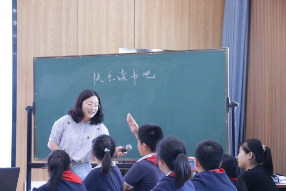附件:610语文教研 (1).JPG 附件:610语文教研 (1).JPG