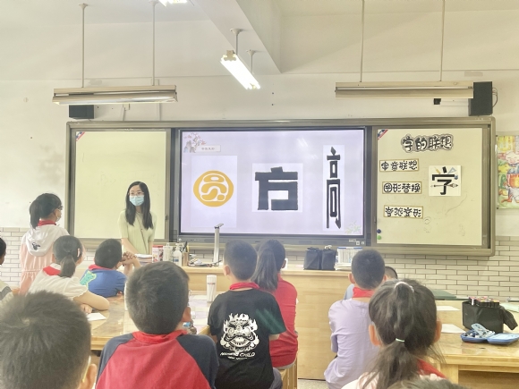附件：上课照片2.jpg
