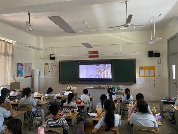 附件：91CCB28C3DC31E63F09BEE522DC9146D.png