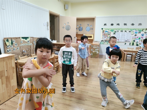 附件：b42c81f2a600212039938a24e96bf53.jpg