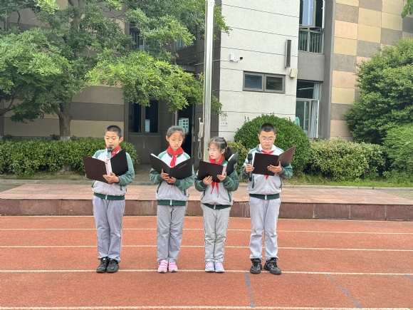 附件：5a72ee6598ae6d590454fa778c9b895a.jpg